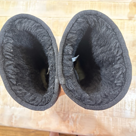 UGG Australia classic tall black boots 👢 - Picture 11 of 13